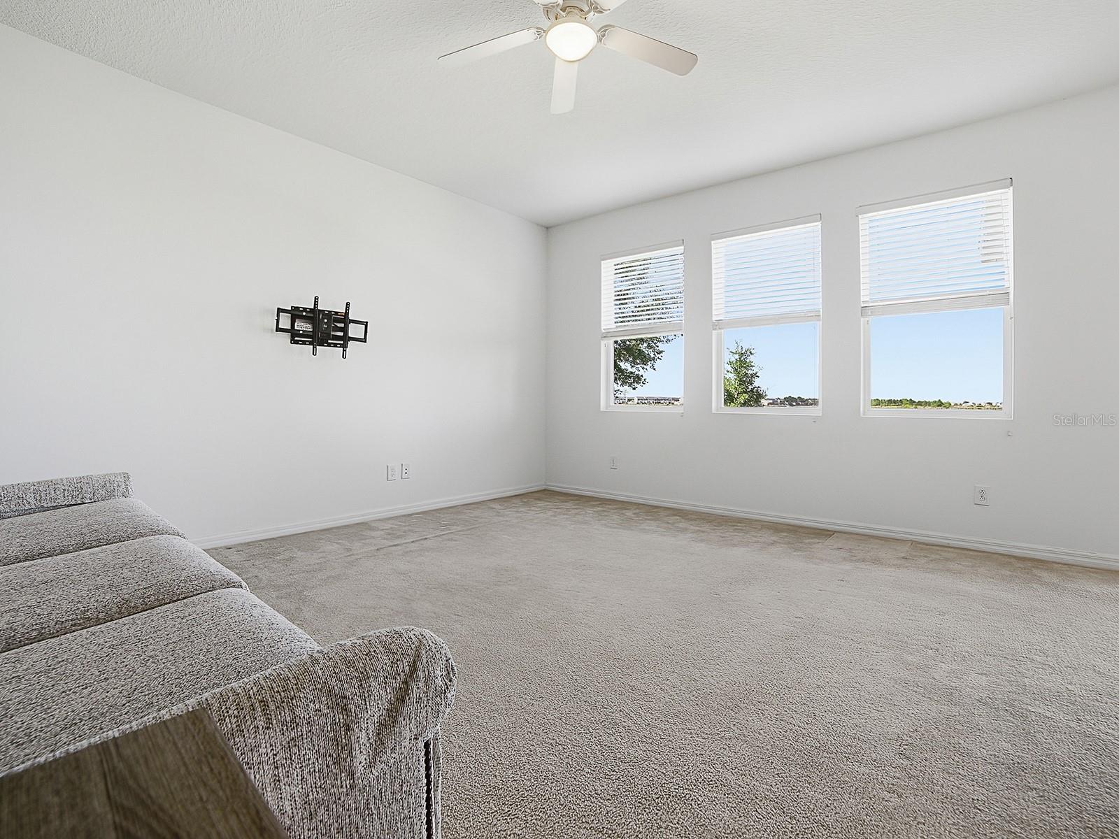 Image 6 of 72 For 509 Blue Cypress Drive