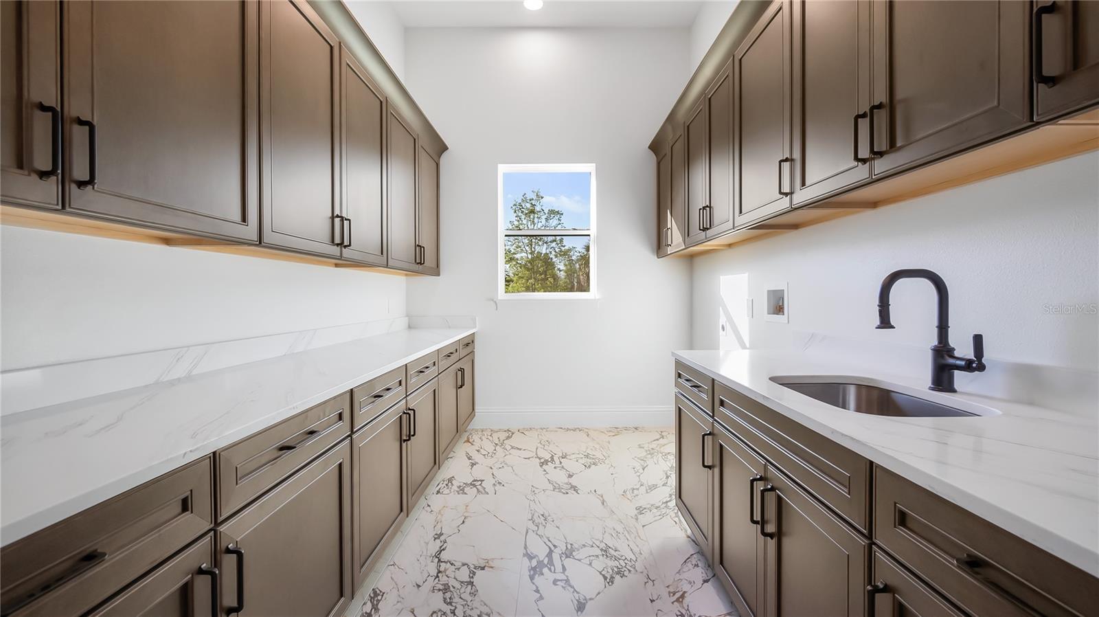 Listing photo id 13 for 26112 Estates Ridge Drive