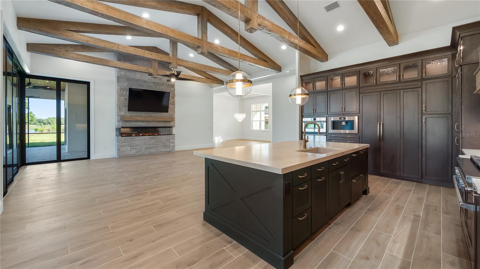 Listing photo id 2 for 26112 Estates Ridge Drive