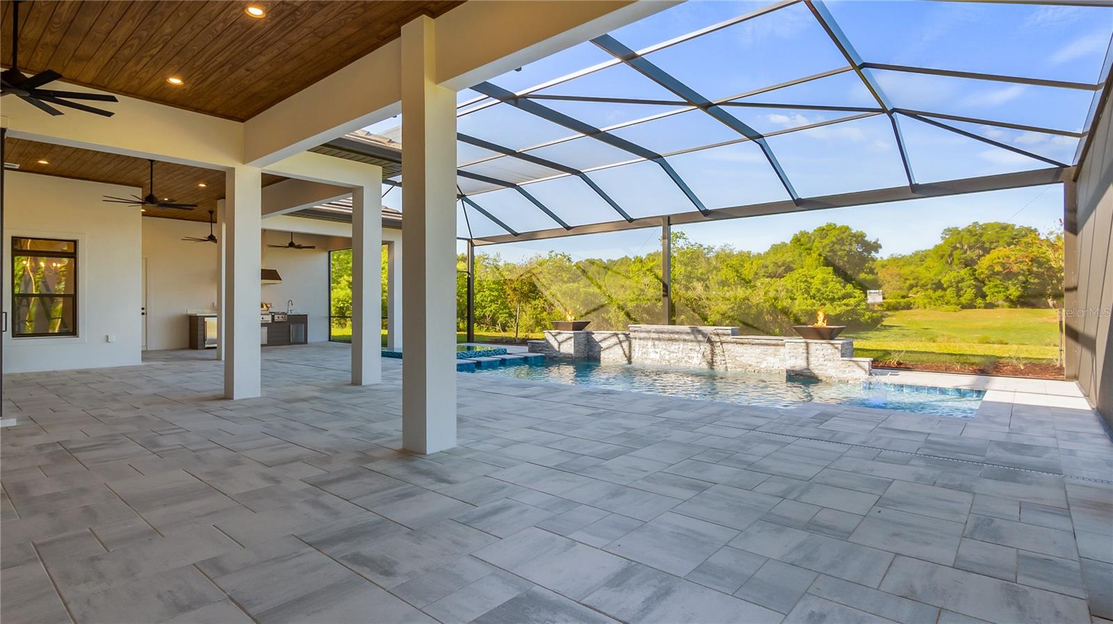 Listing photo id 45 for 26112 Estates Ridge Drive