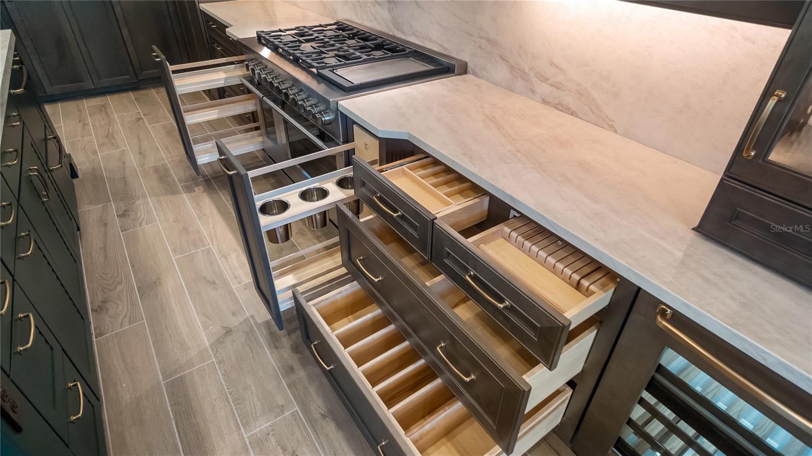 Listing photo id 48 for 26112 Estates Ridge Drive