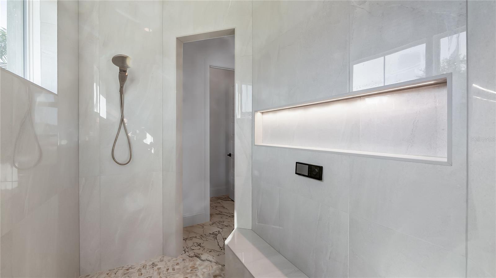 Listing photo id 61 for 26112 Estates Ridge Drive