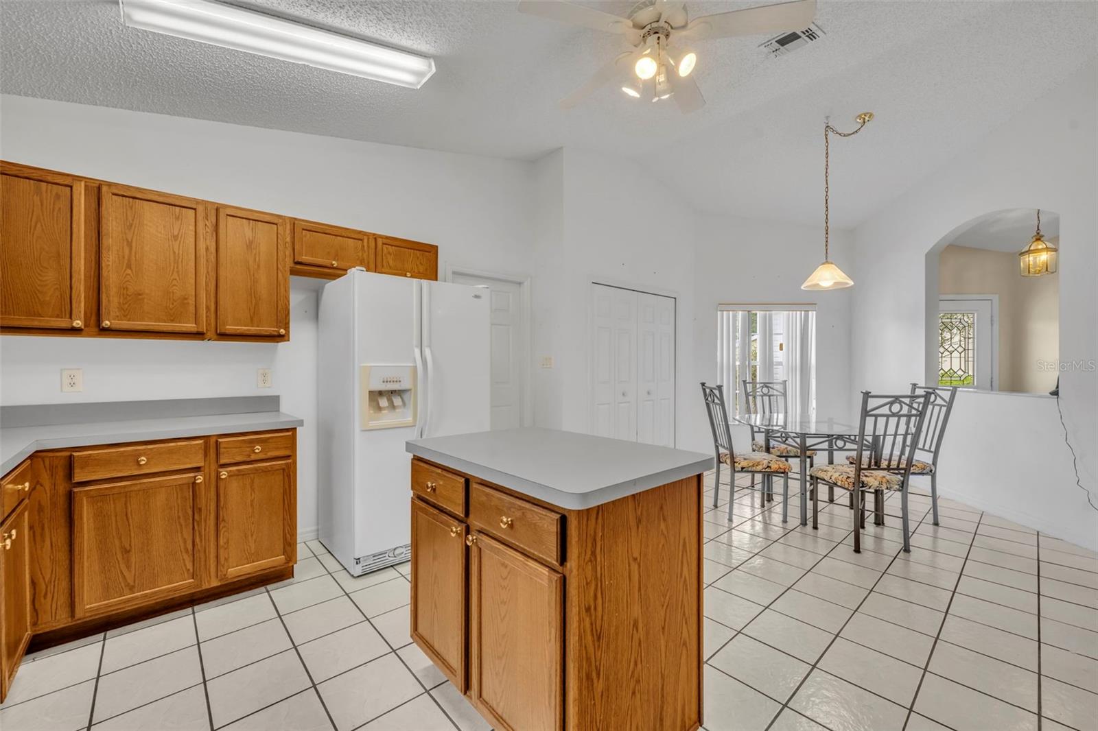 Image 21 of 57 For 4936 Sawgrass Lake Circle