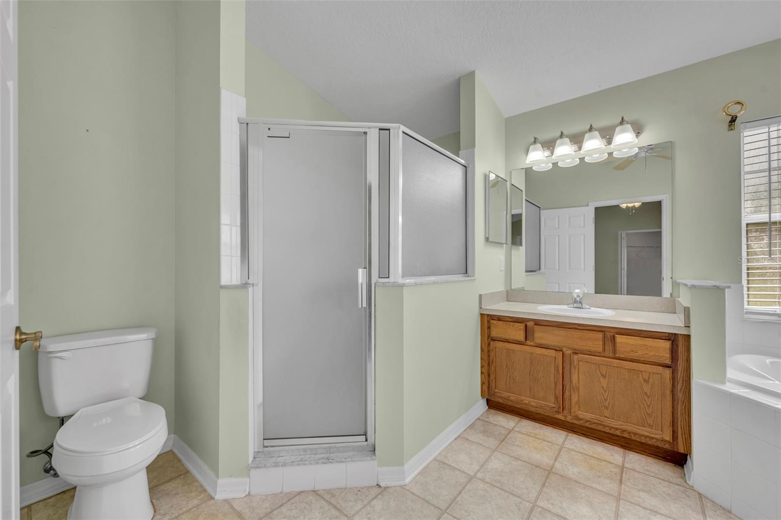 Image 32 of 57 For 4936 Sawgrass Lake Circle