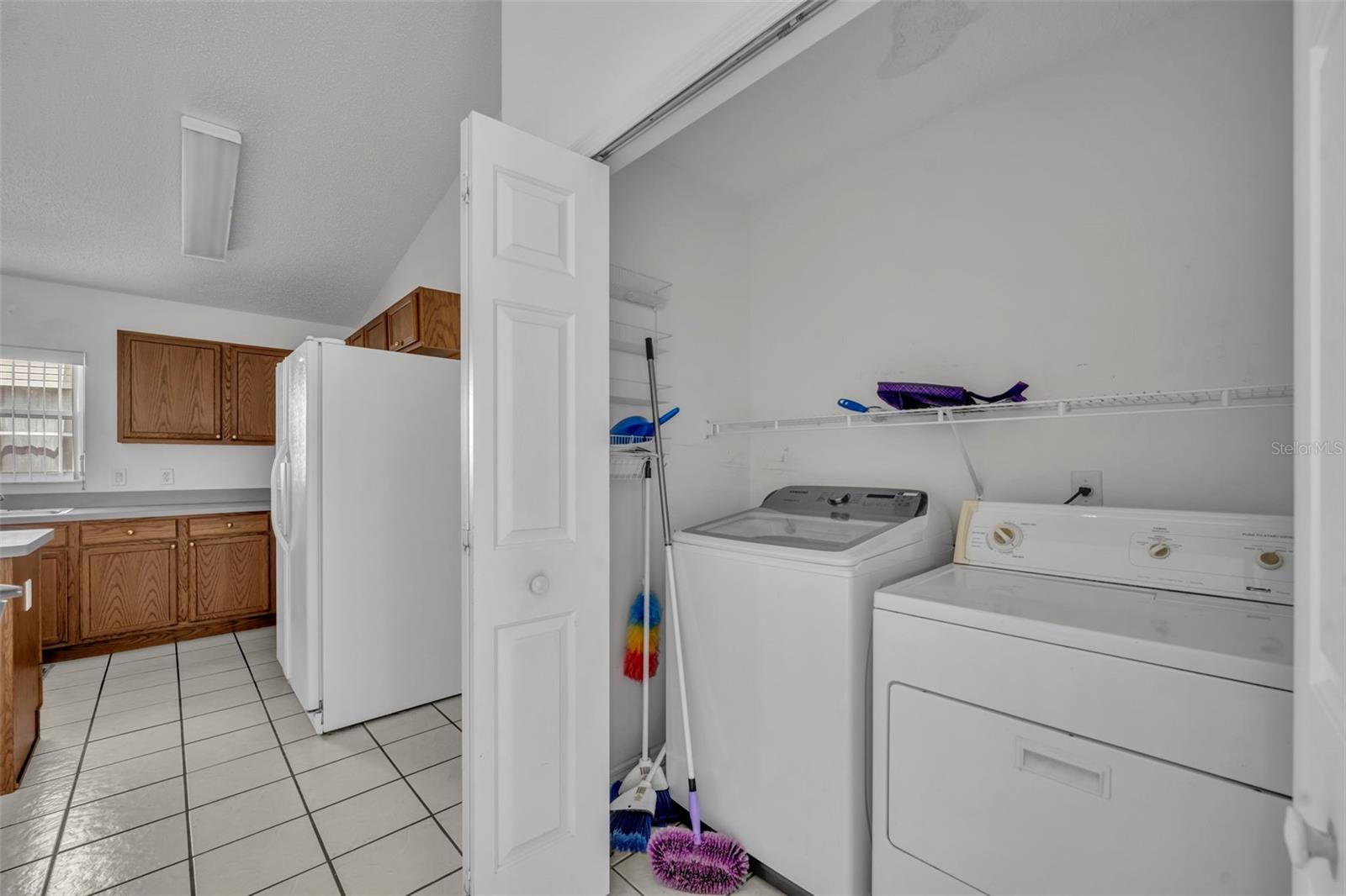 Image 36 of 57 For 4936 Sawgrass Lake Circle