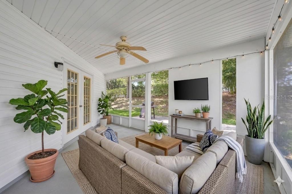 Image 37 of 57 For 4936 Sawgrass Lake Circle