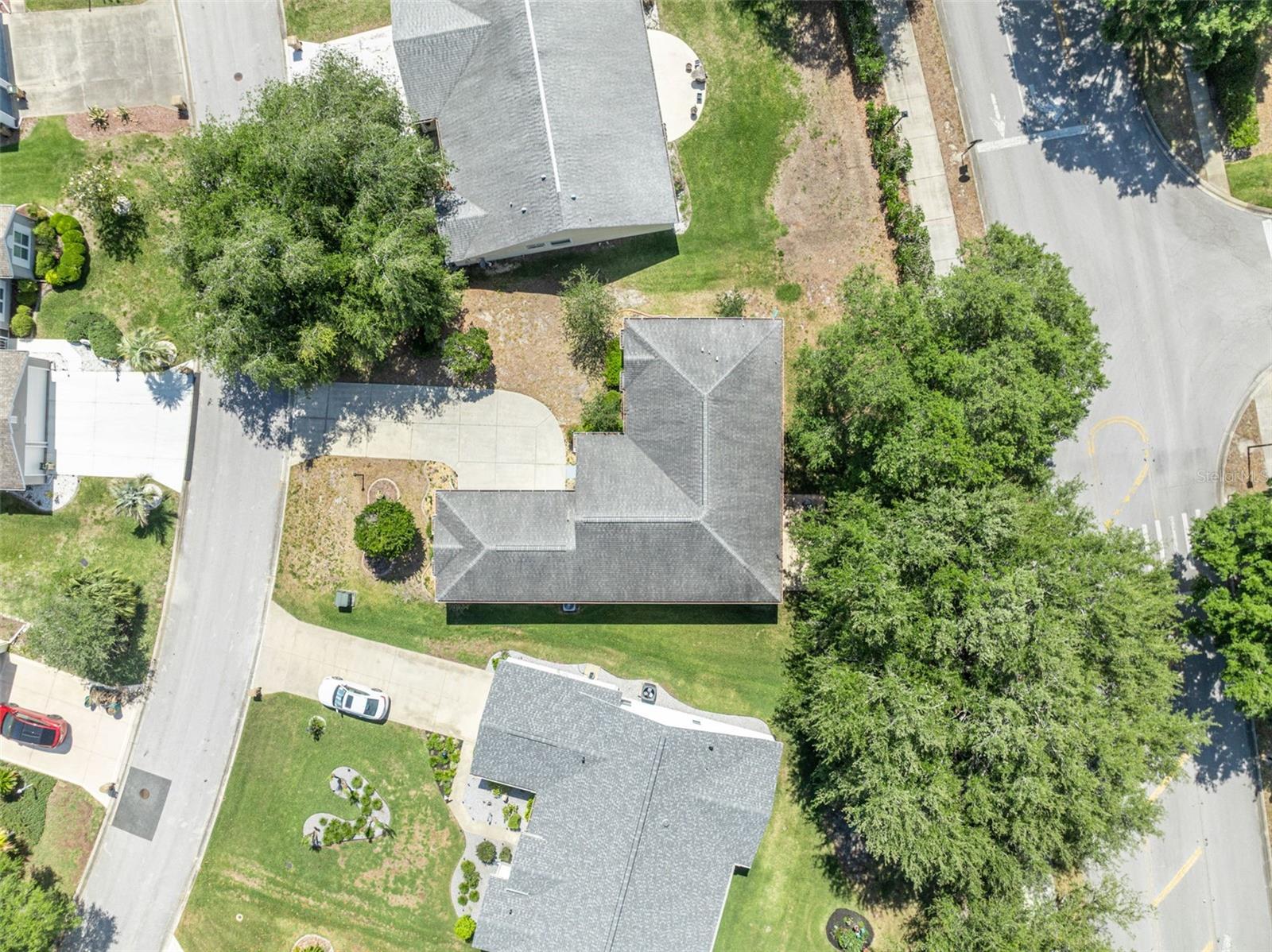 Image 50 of 57 For 4936 Sawgrass Lake Circle