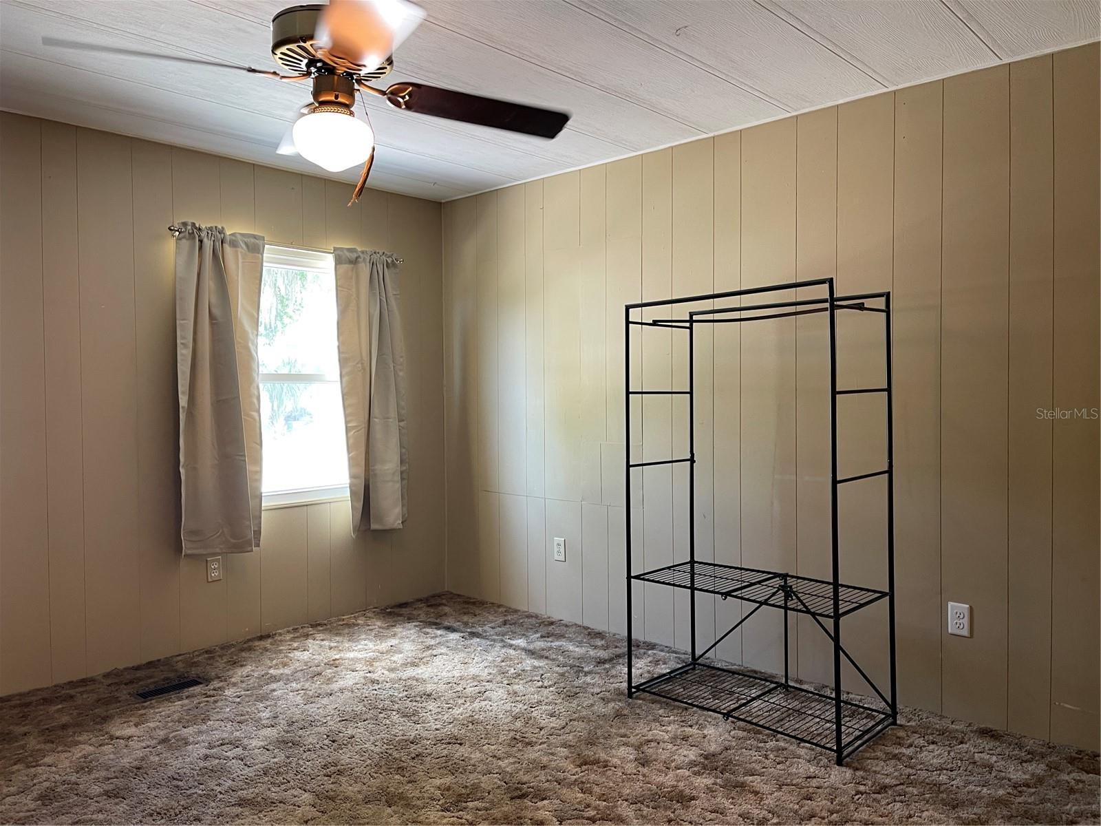 Image 15 of 29 For 2 Grove Trail