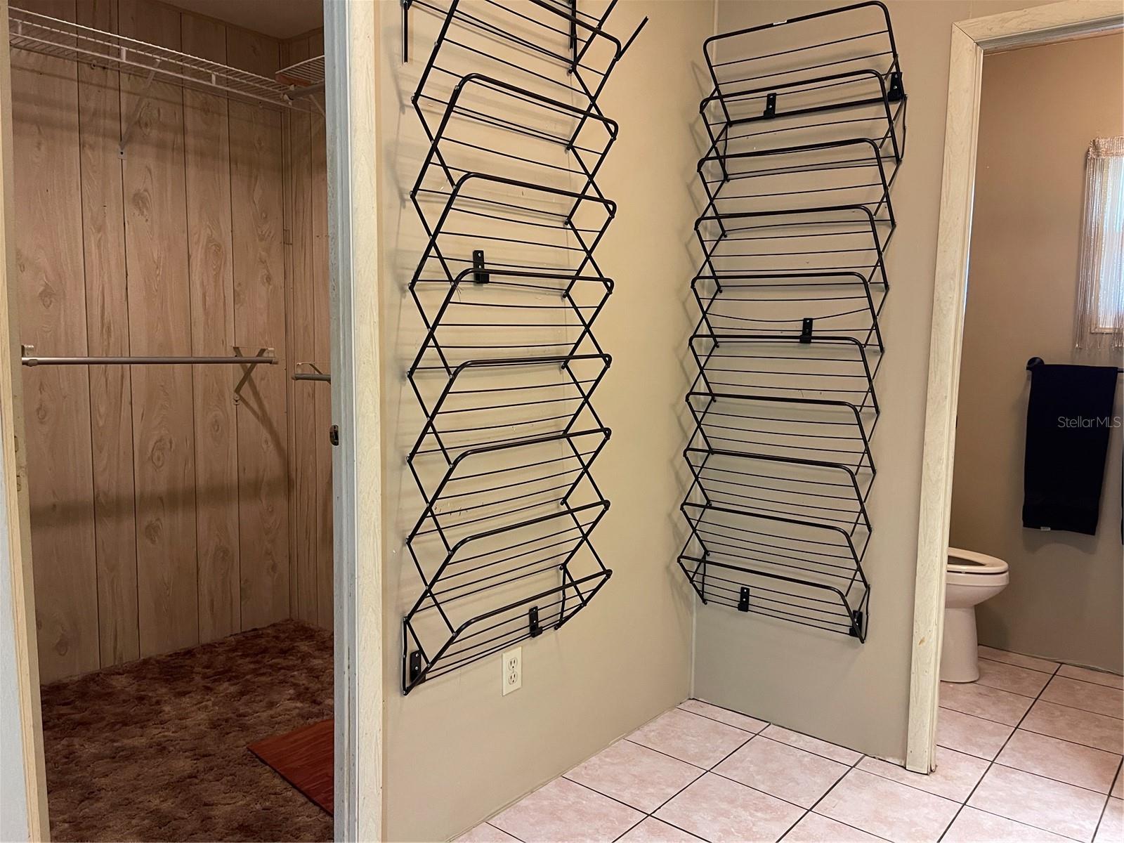 Image 18 of 29 For 2 Grove Trail