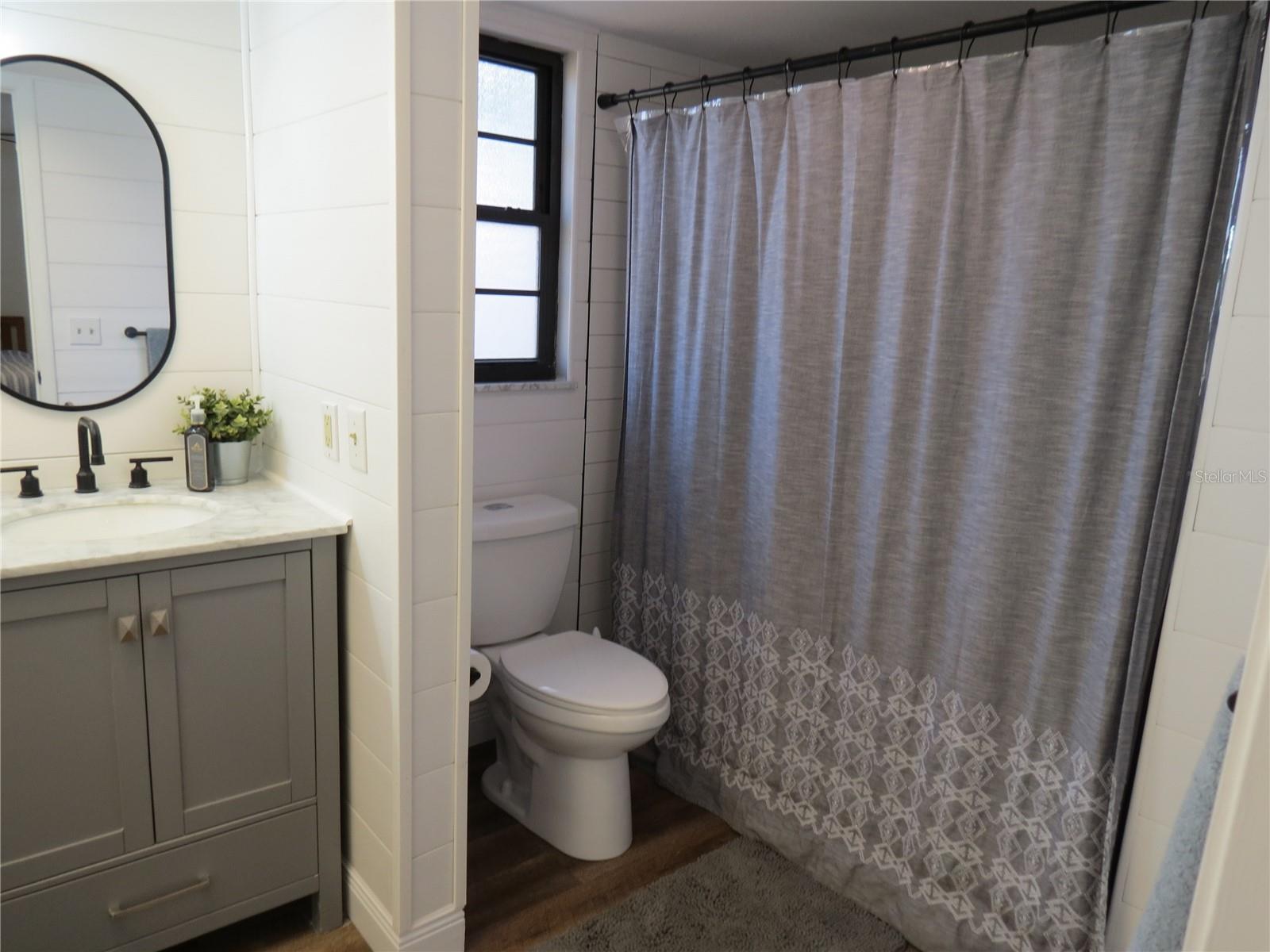 Image 14 of 32 For 622 Palomas Avenue