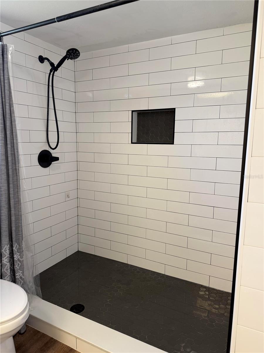 Image 15 of 32 For 622 Palomas Avenue