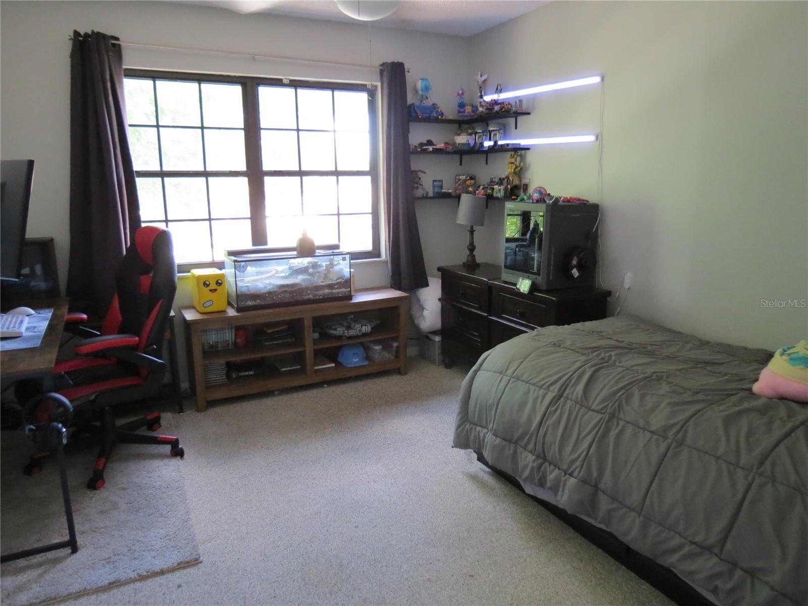 Image 20 of 32 For 622 Palomas Avenue