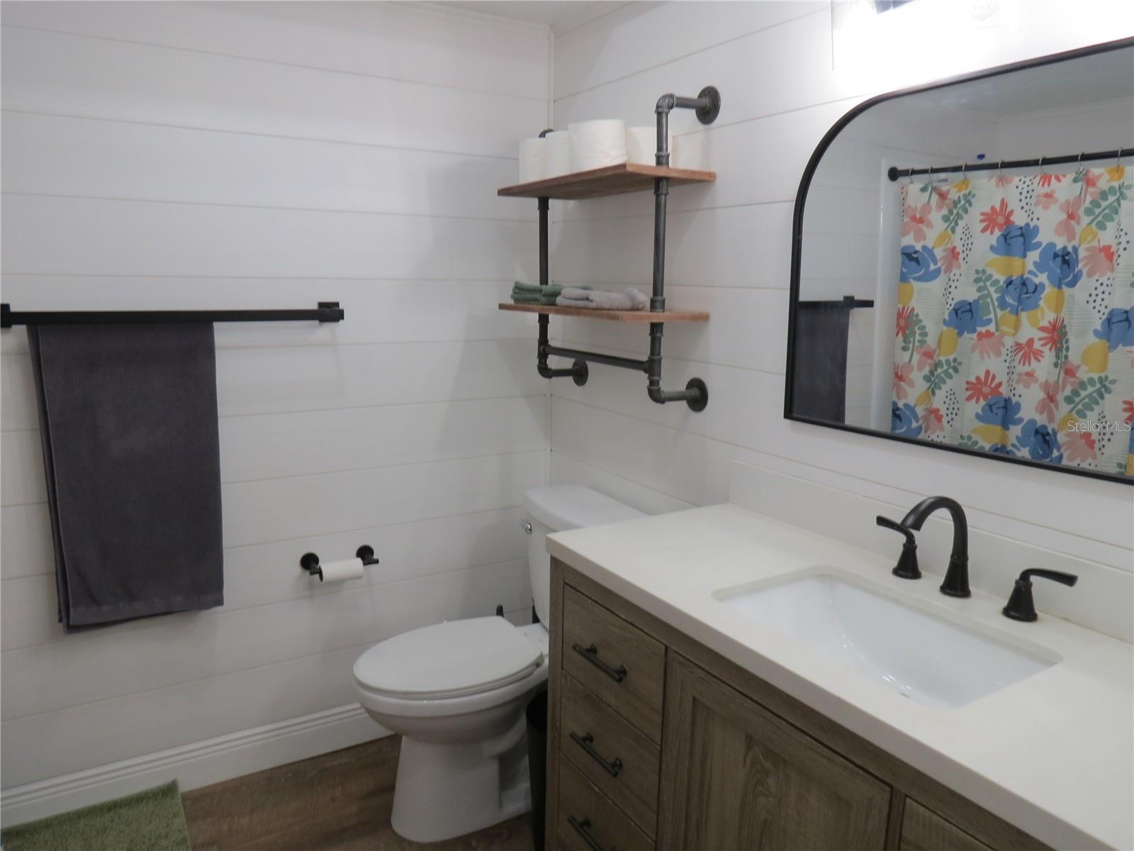 Image 21 of 32 For 622 Palomas Avenue