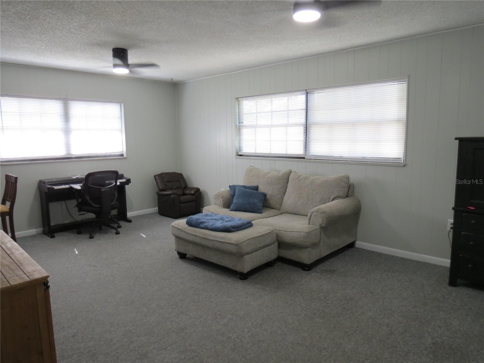 Image 25 of 32 For 622 Palomas Avenue