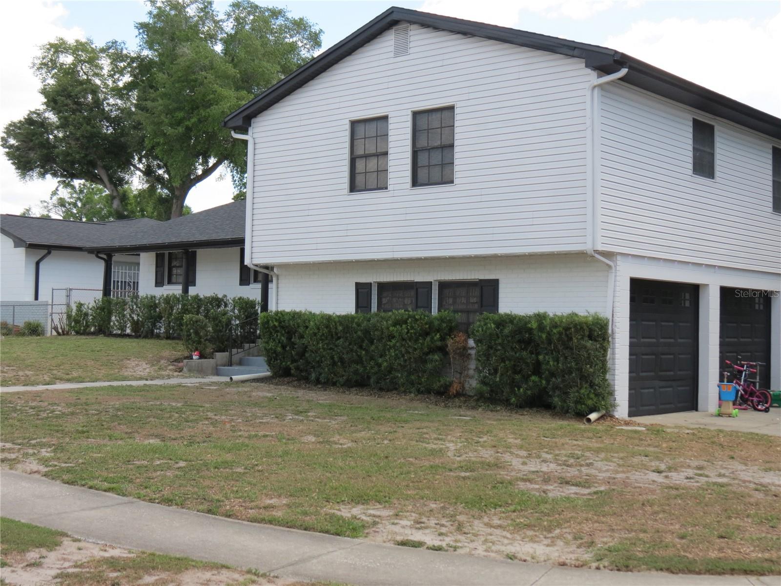 Image 32 of 32 For 622 Palomas Avenue