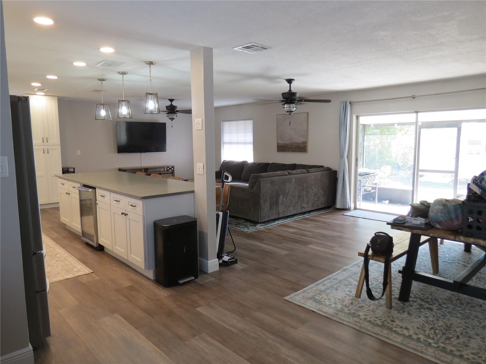 Image 6 of 32 For 622 Palomas Avenue