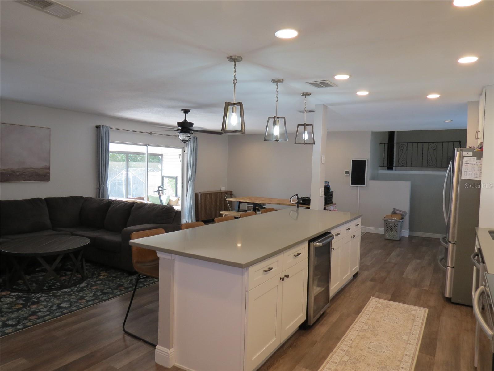 Image 8 of 32 For 622 Palomas Avenue