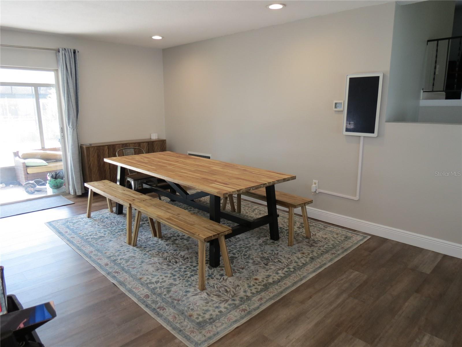 Image 9 of 32 For 622 Palomas Avenue