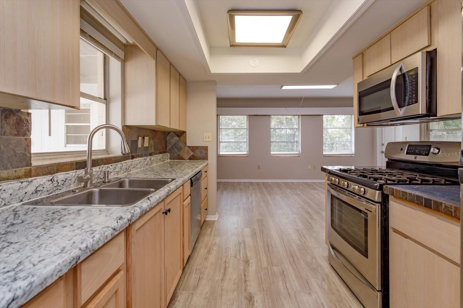 Image 10 of 32 For 1300 Orange Avenue