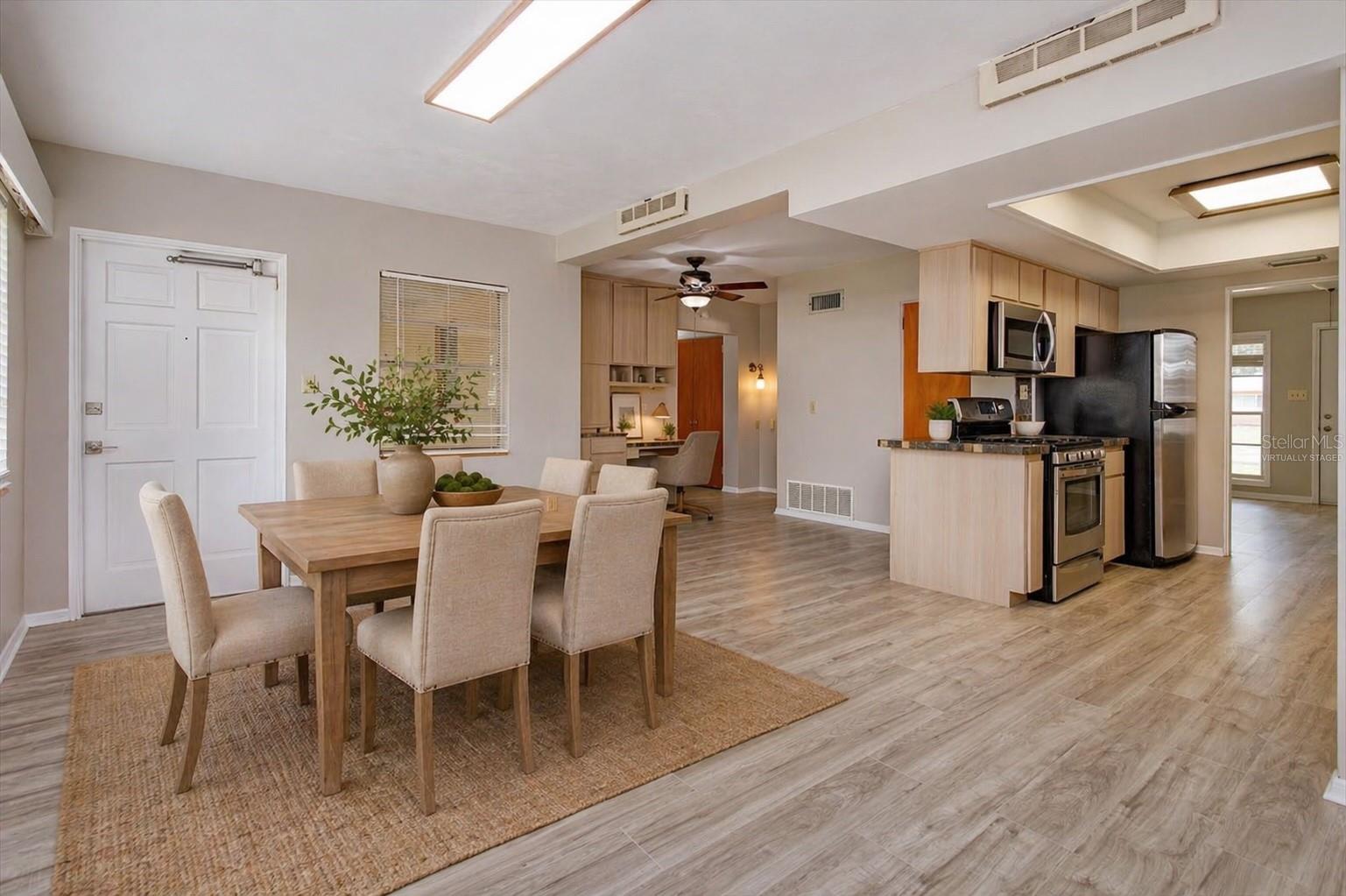 Image 17 of 32 For 1300 Orange Avenue