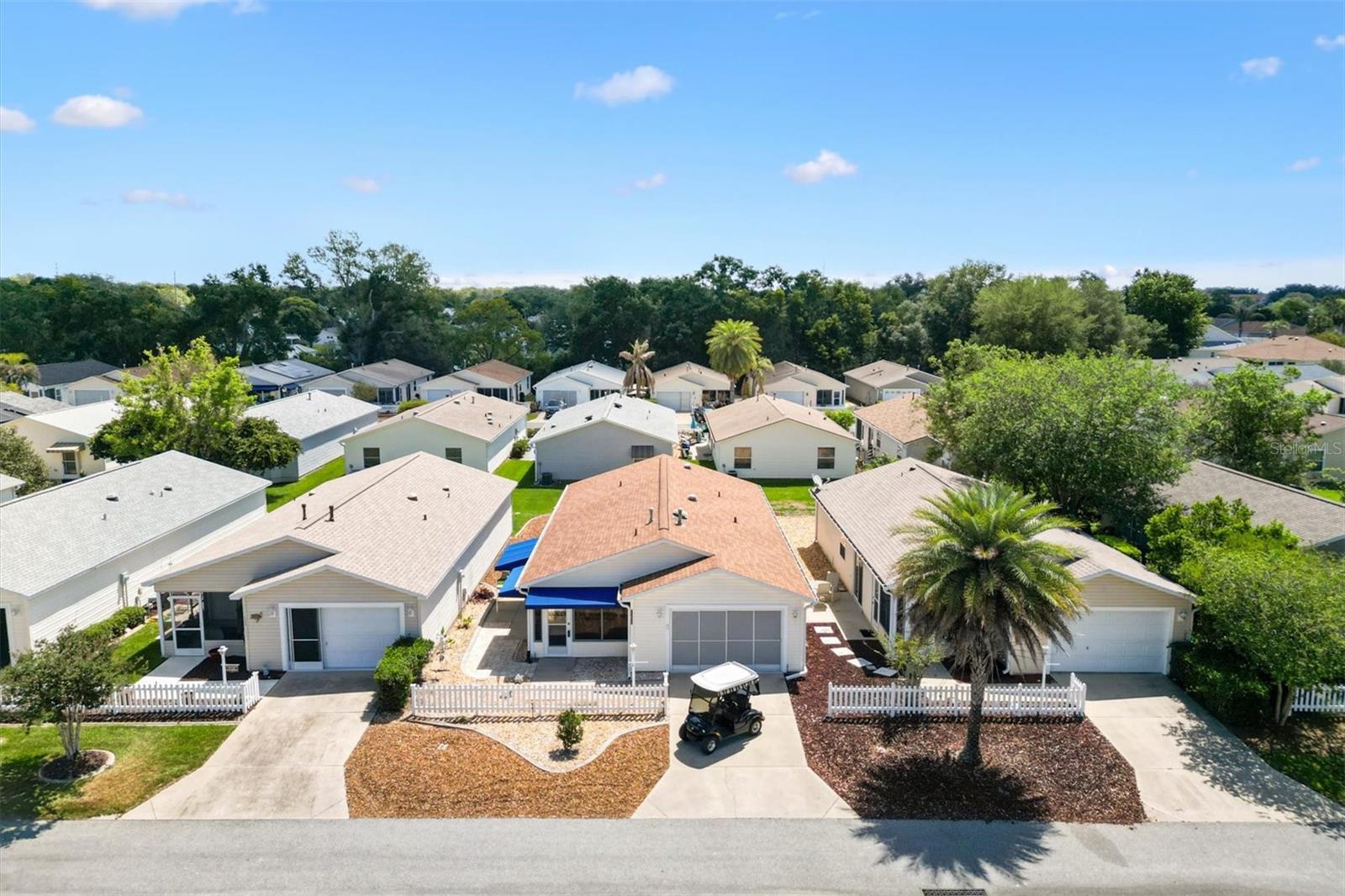 Image 31 of 37 For 17449 93rd Vine Avenue