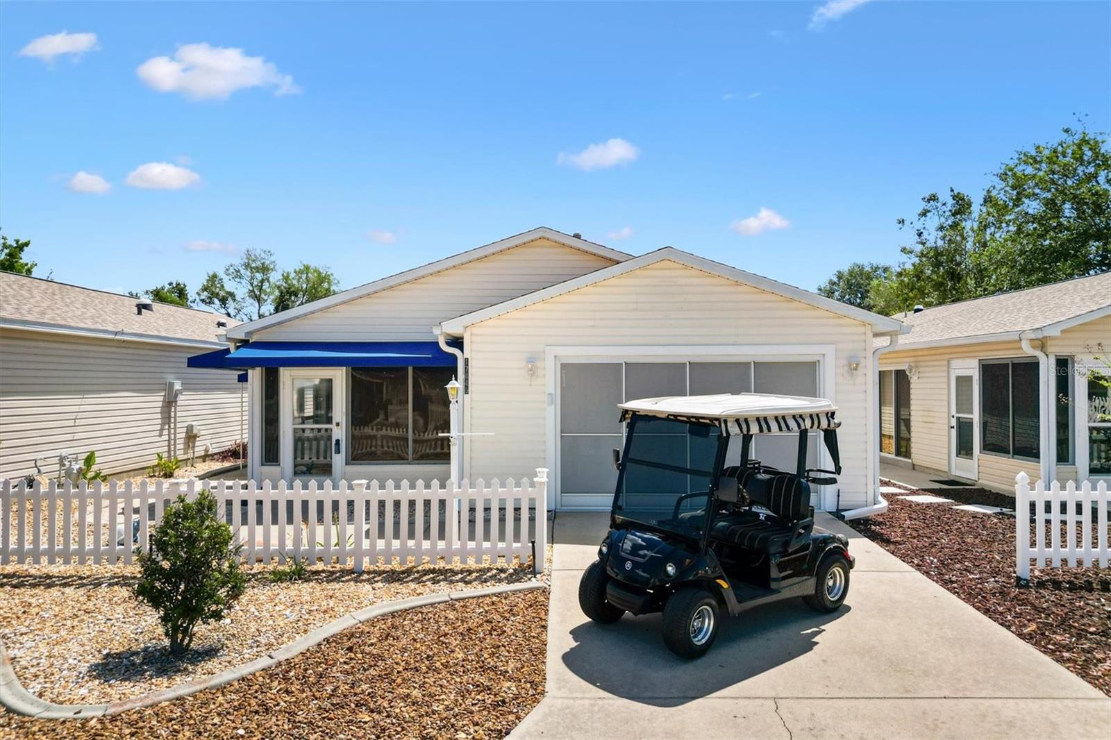 Image 36 of 37 For 17449 93rd Vine Avenue