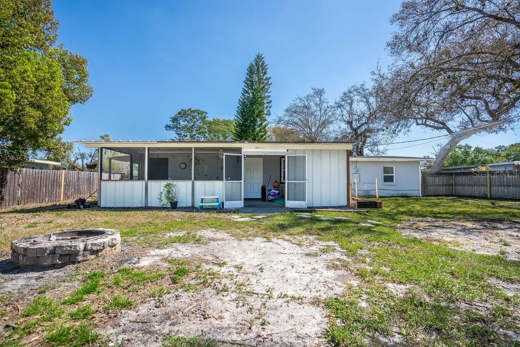 Image 29 of 31 For 102 Sunland Drive