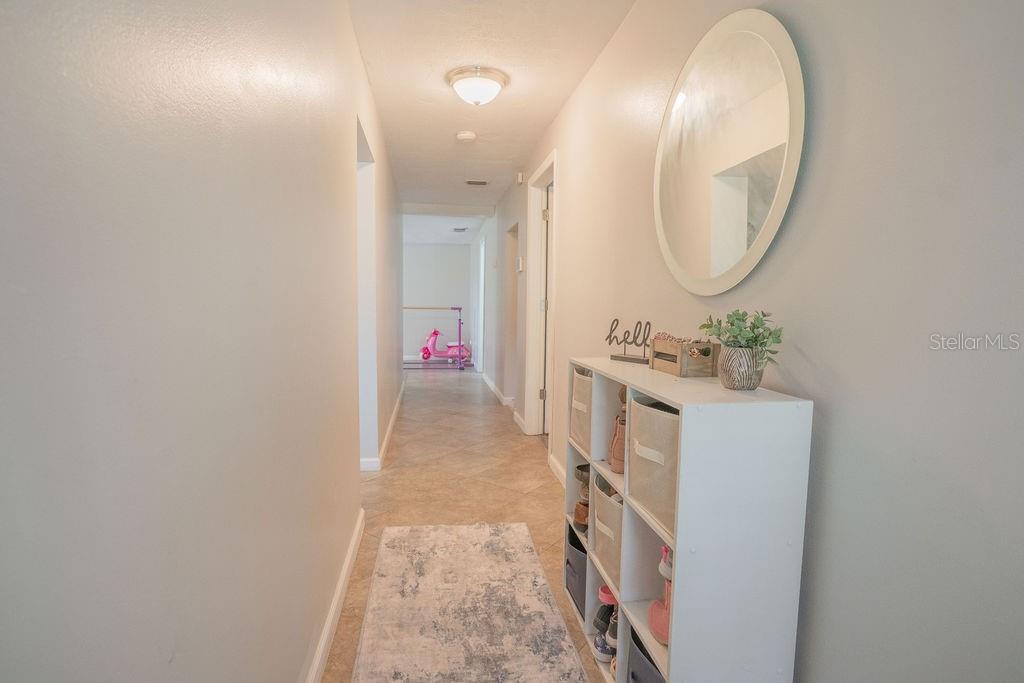 Image 6 of 31 For 102 Sunland Drive