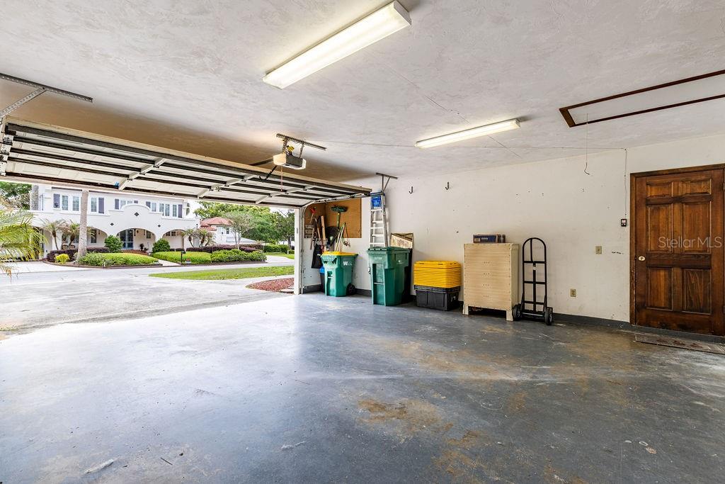 Image 41 of 55 For 1606 Fahnstock Street