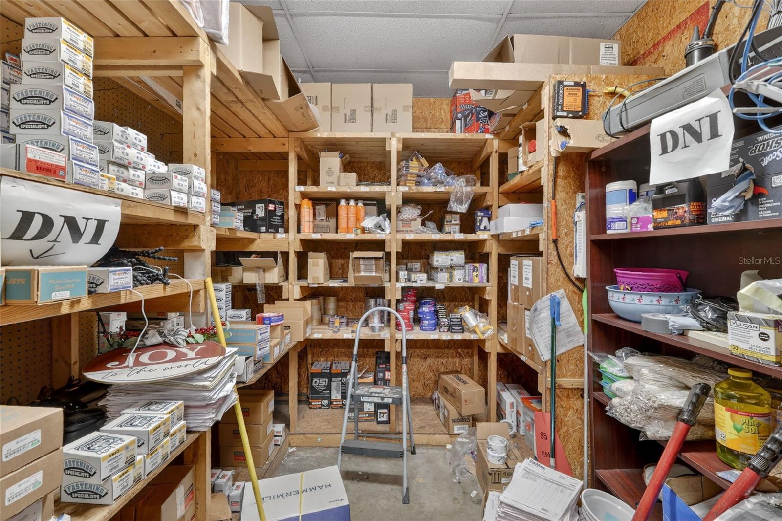 Image 44 of 56 For 722 Duck Lake Road