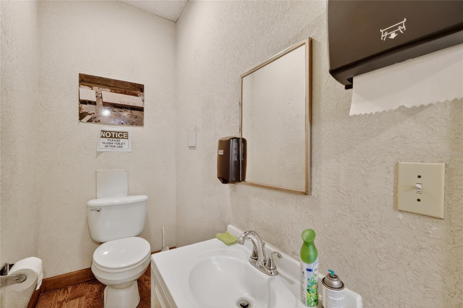 Image 46 of 56 For 722 Duck Lake Road