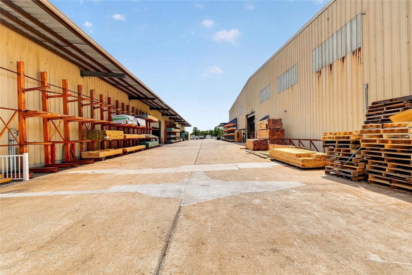 Image 5 of 56 For 722 Duck Lake Road