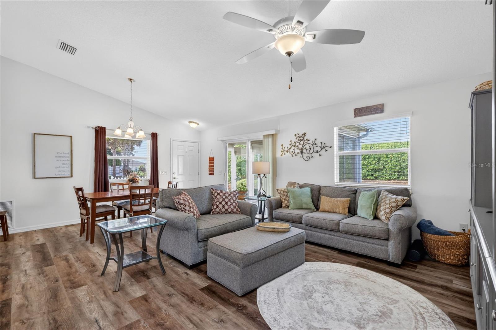 Image 16 of 41 For 1362 Viola Court