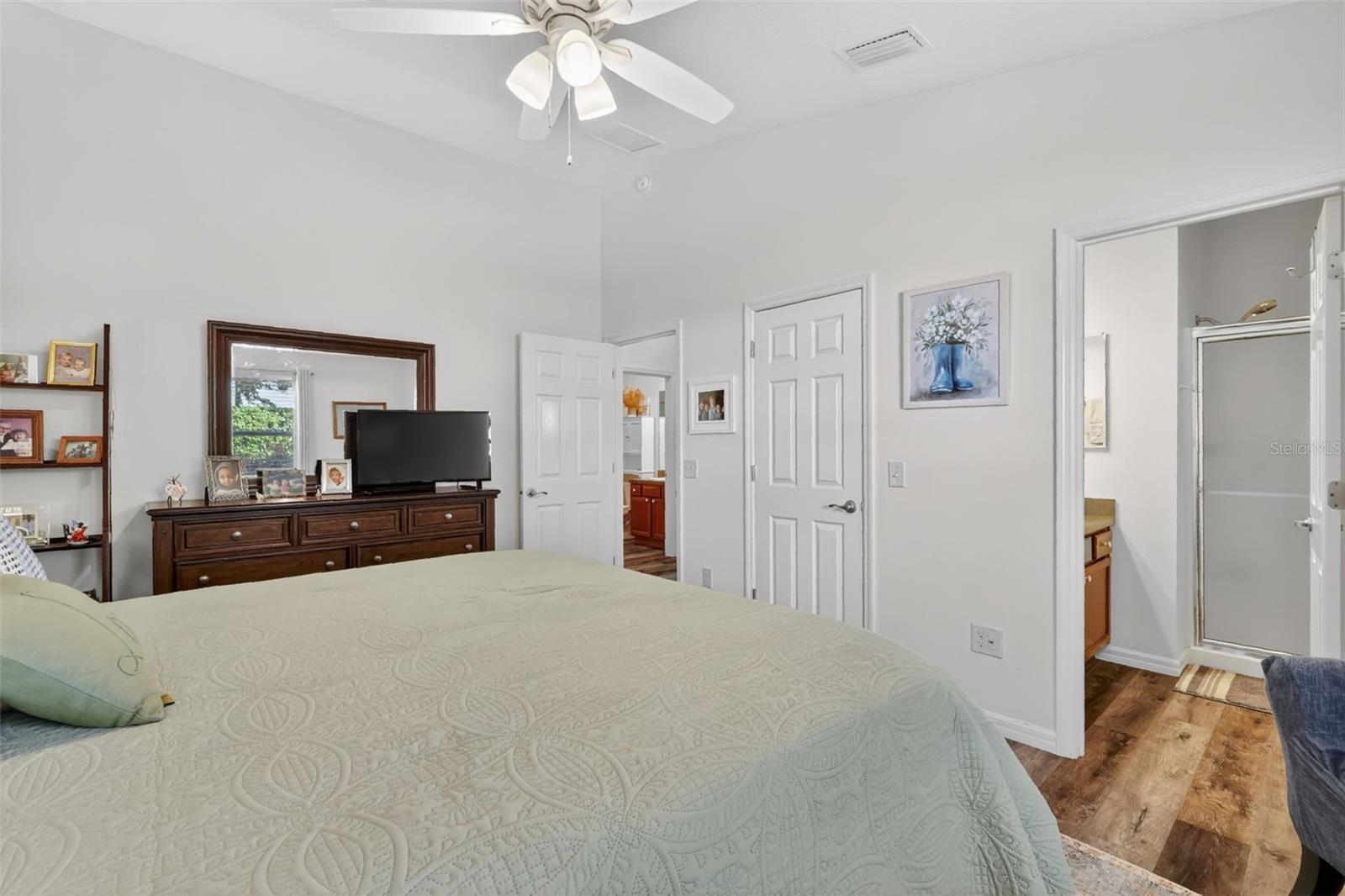Image 21 of 41 For 1362 Viola Court