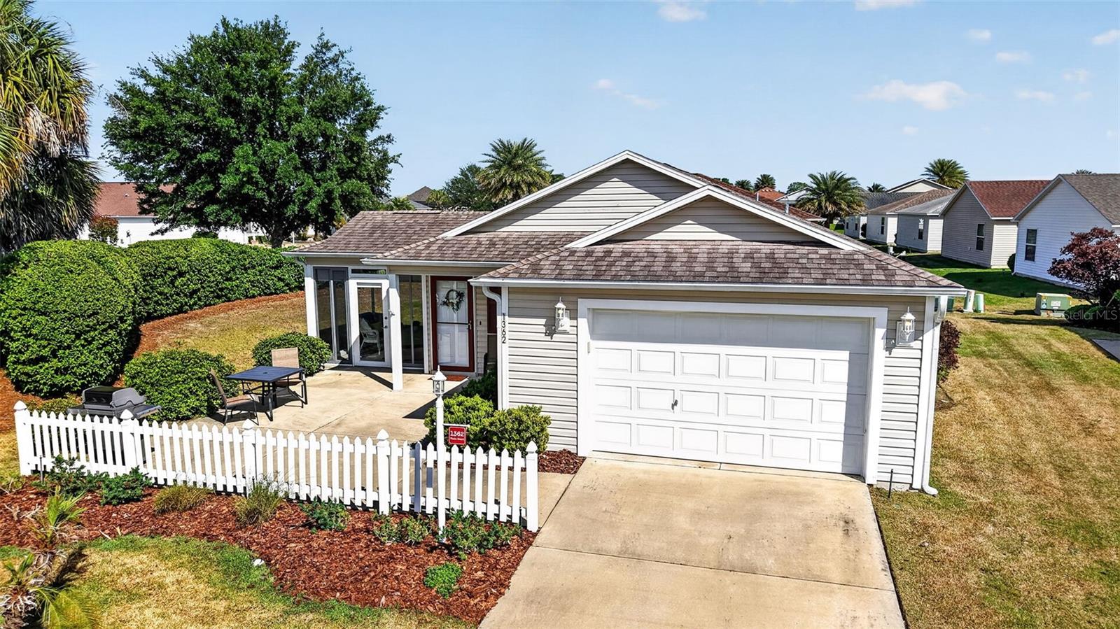 Image 30 of 41 For 1362 Viola Court