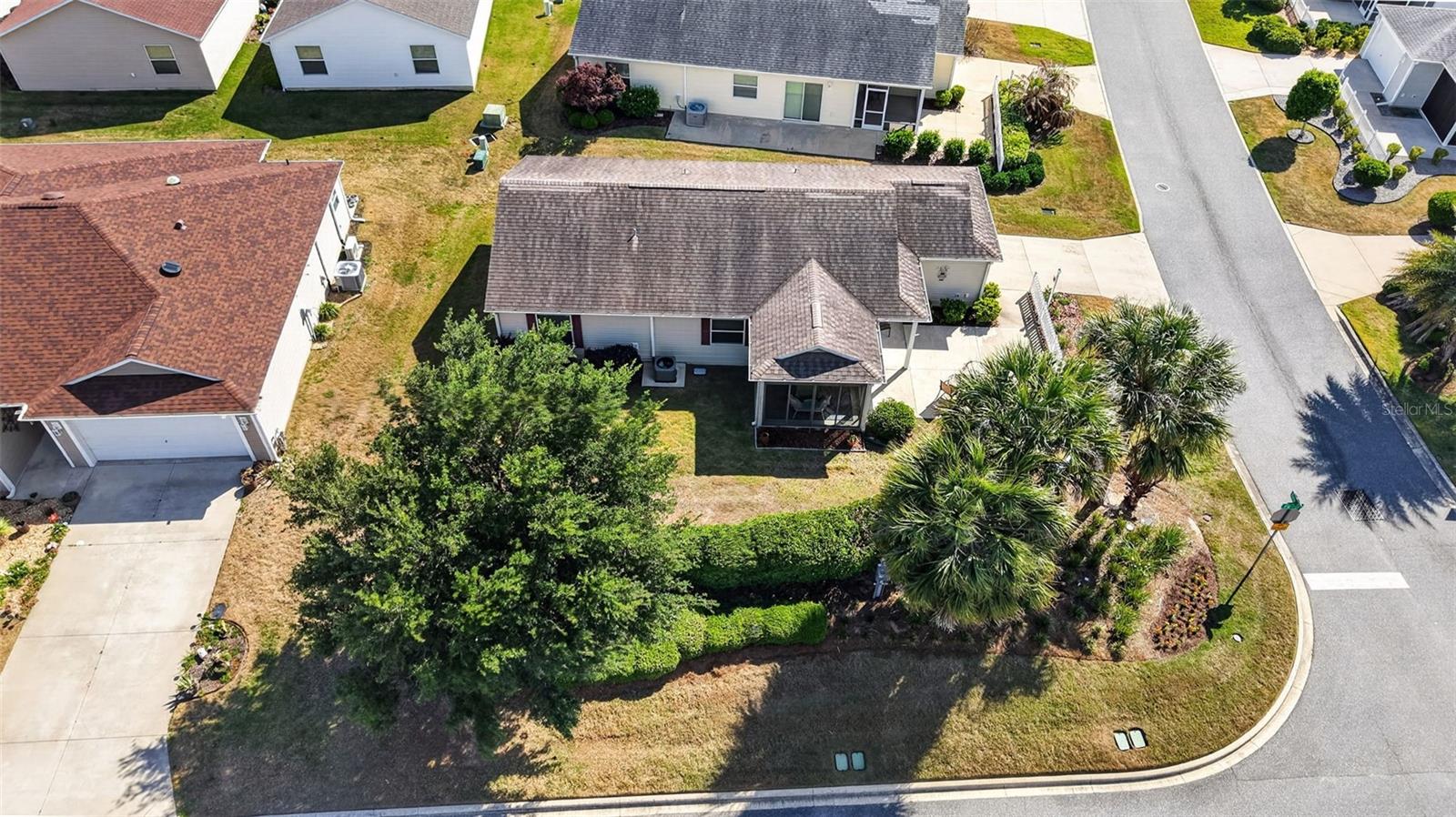 Image 33 of 41 For 1362 Viola Court