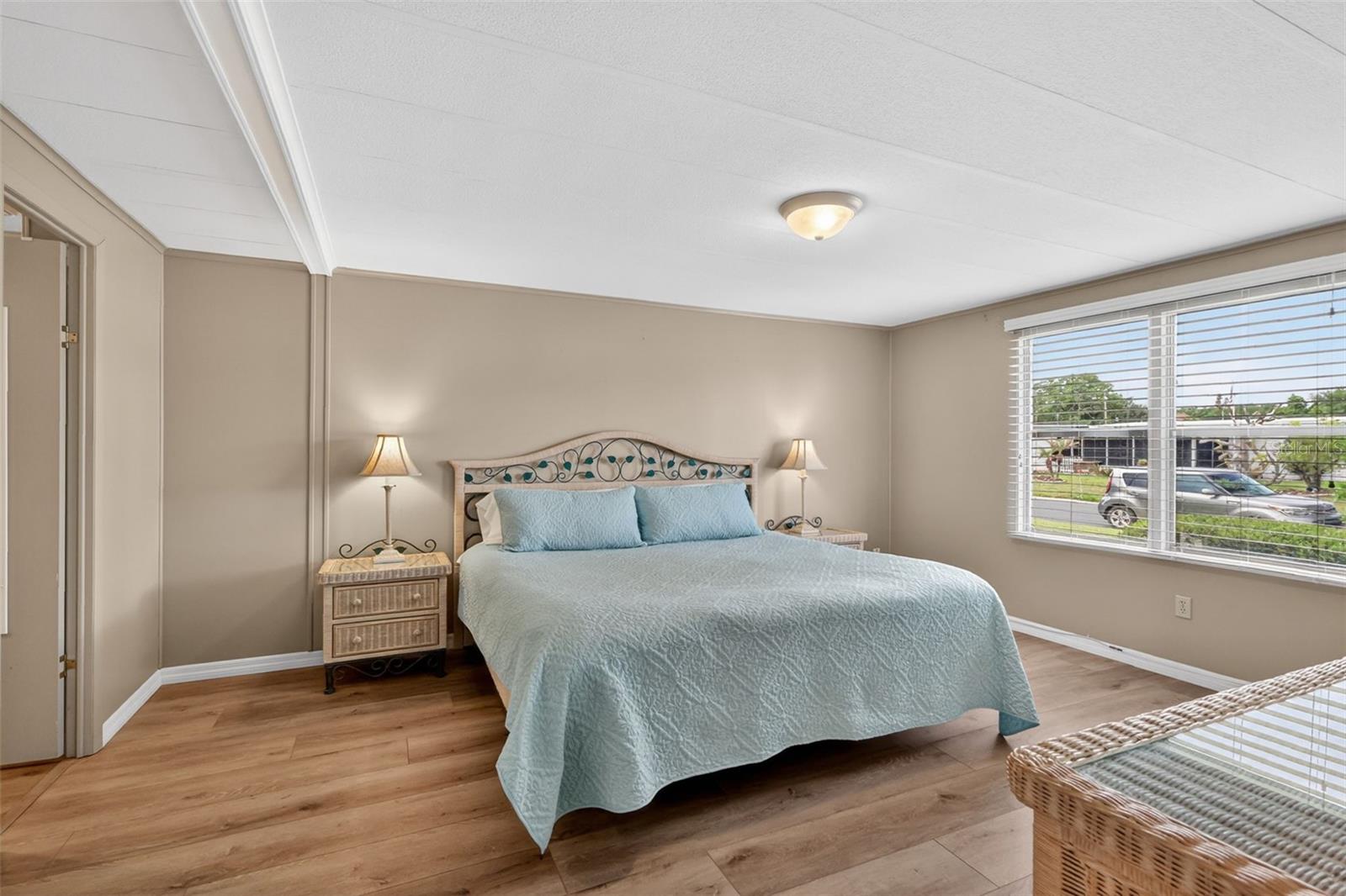 Image 13 of 25 For 720 Bengal Avenue