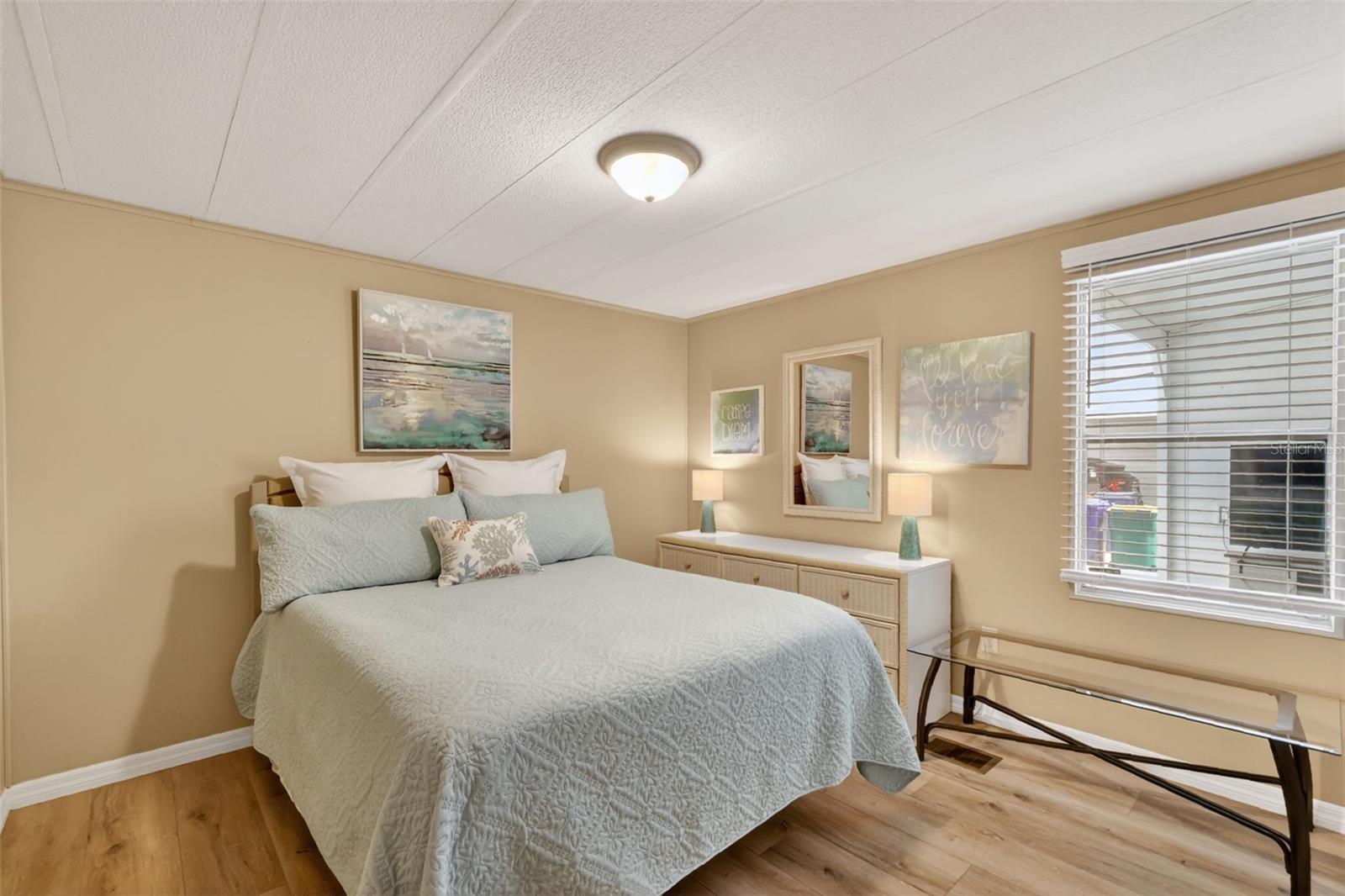 Image 16 of 25 For 720 Bengal Avenue