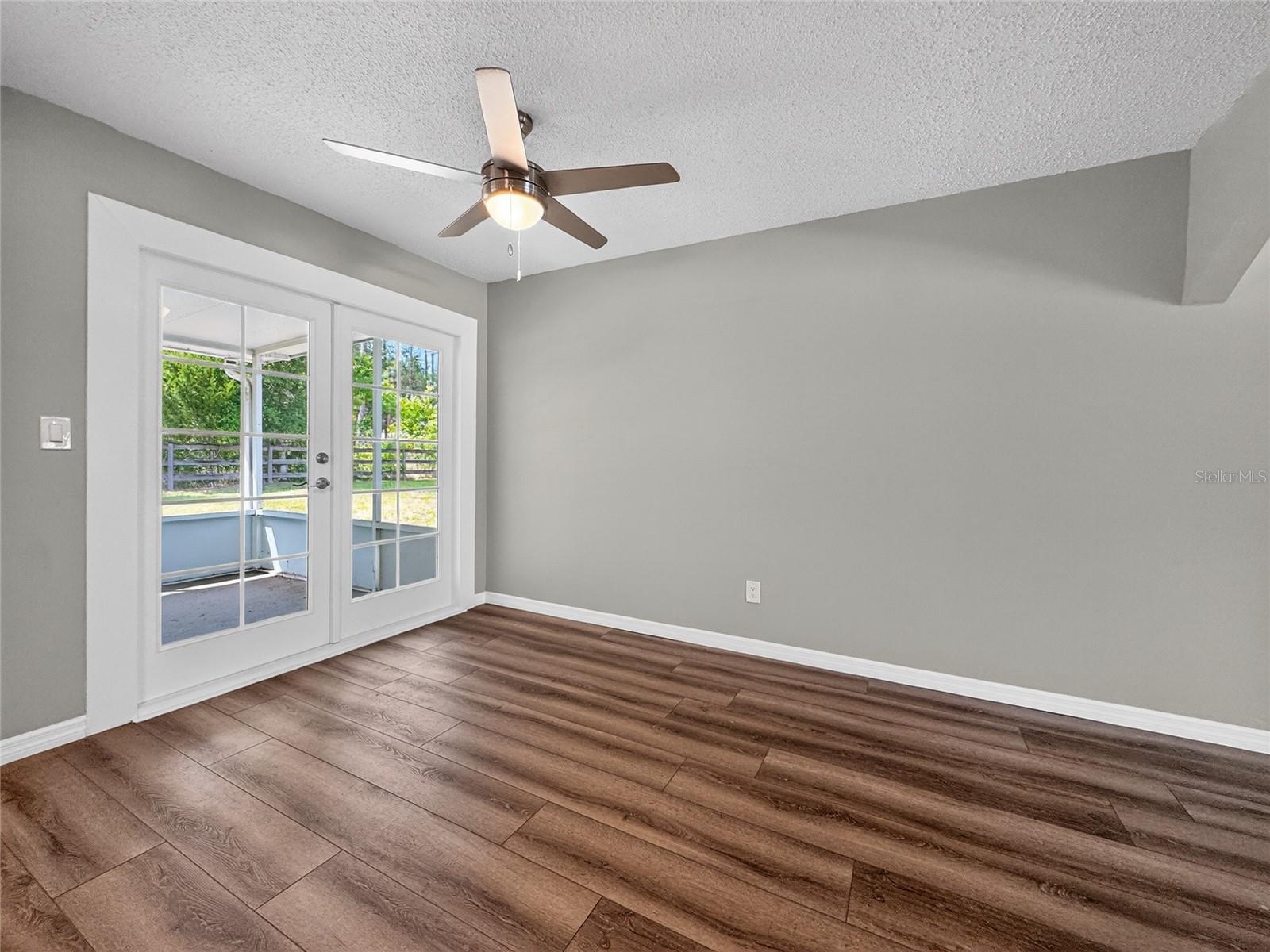 Image 9 of 36 For 4532 Jacksonville Road