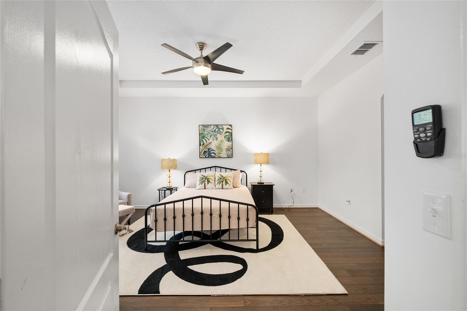 Image 10 of 29 For 4562 Antietam Creek Trail