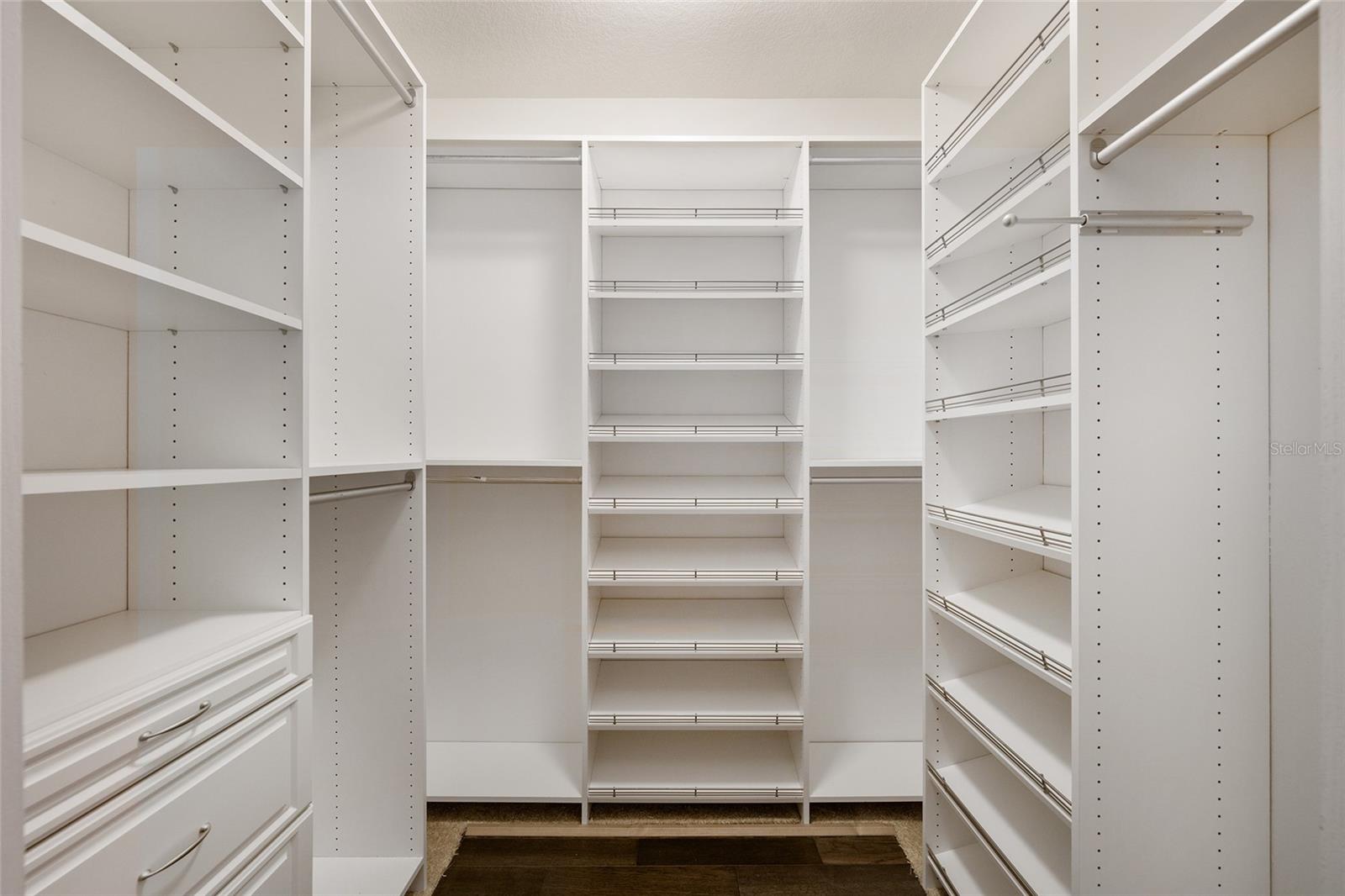 Image 13 of 29 For 4562 Antietam Creek Trail