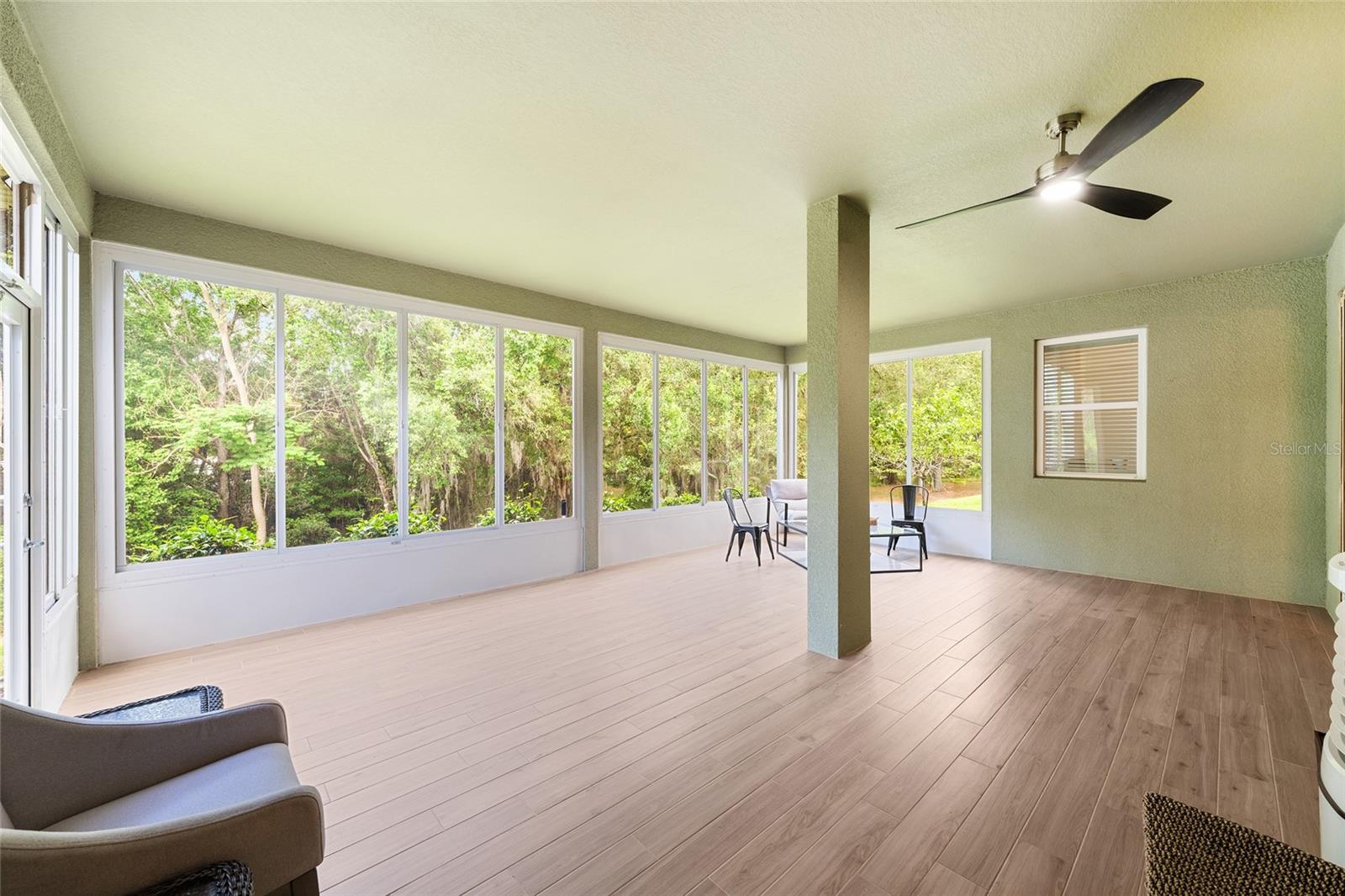 Image 18 of 29 For 4562 Antietam Creek Trail