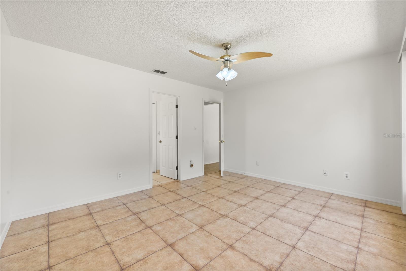 Image 12 of 30 For 11508 Almo Court