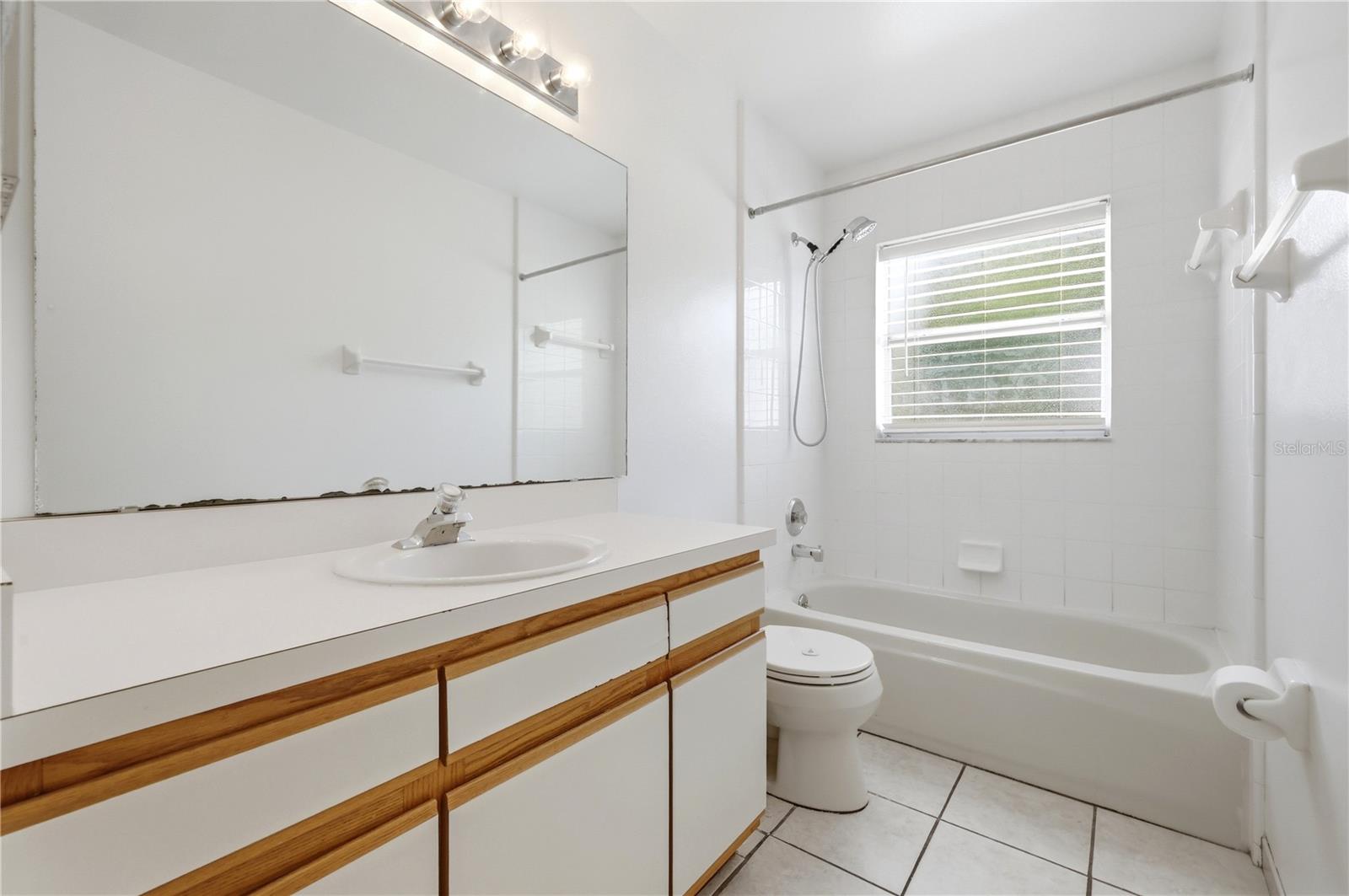Image 21 of 30 For 11508 Almo Court
