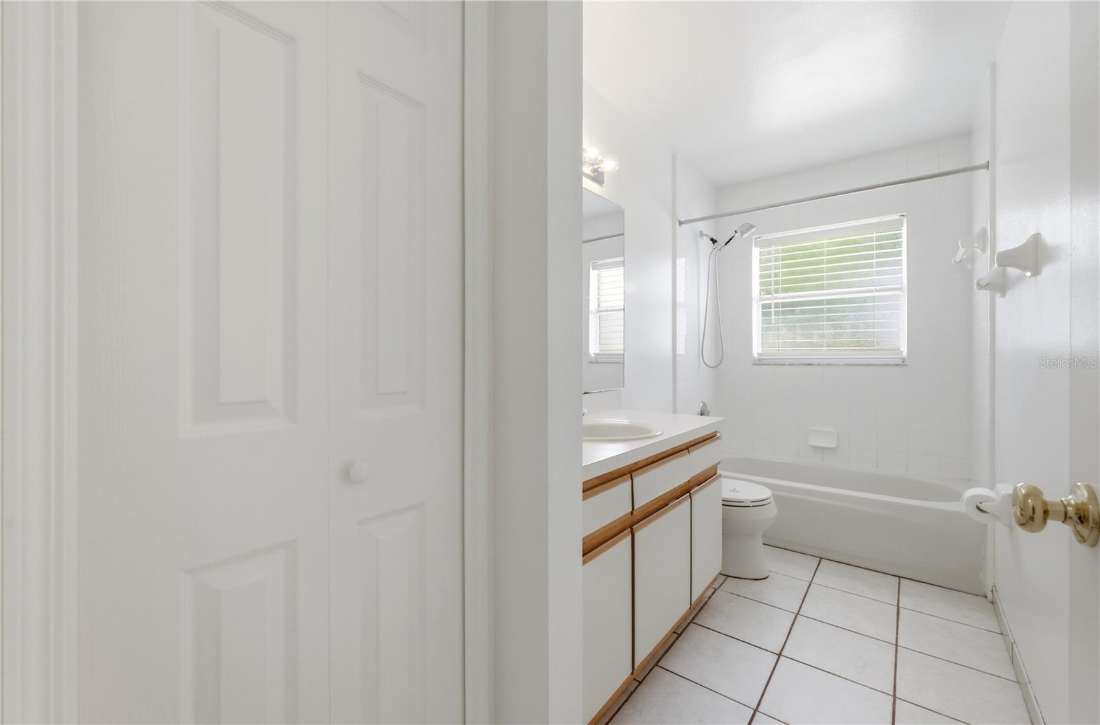 Image 22 of 30 For 11508 Almo Court