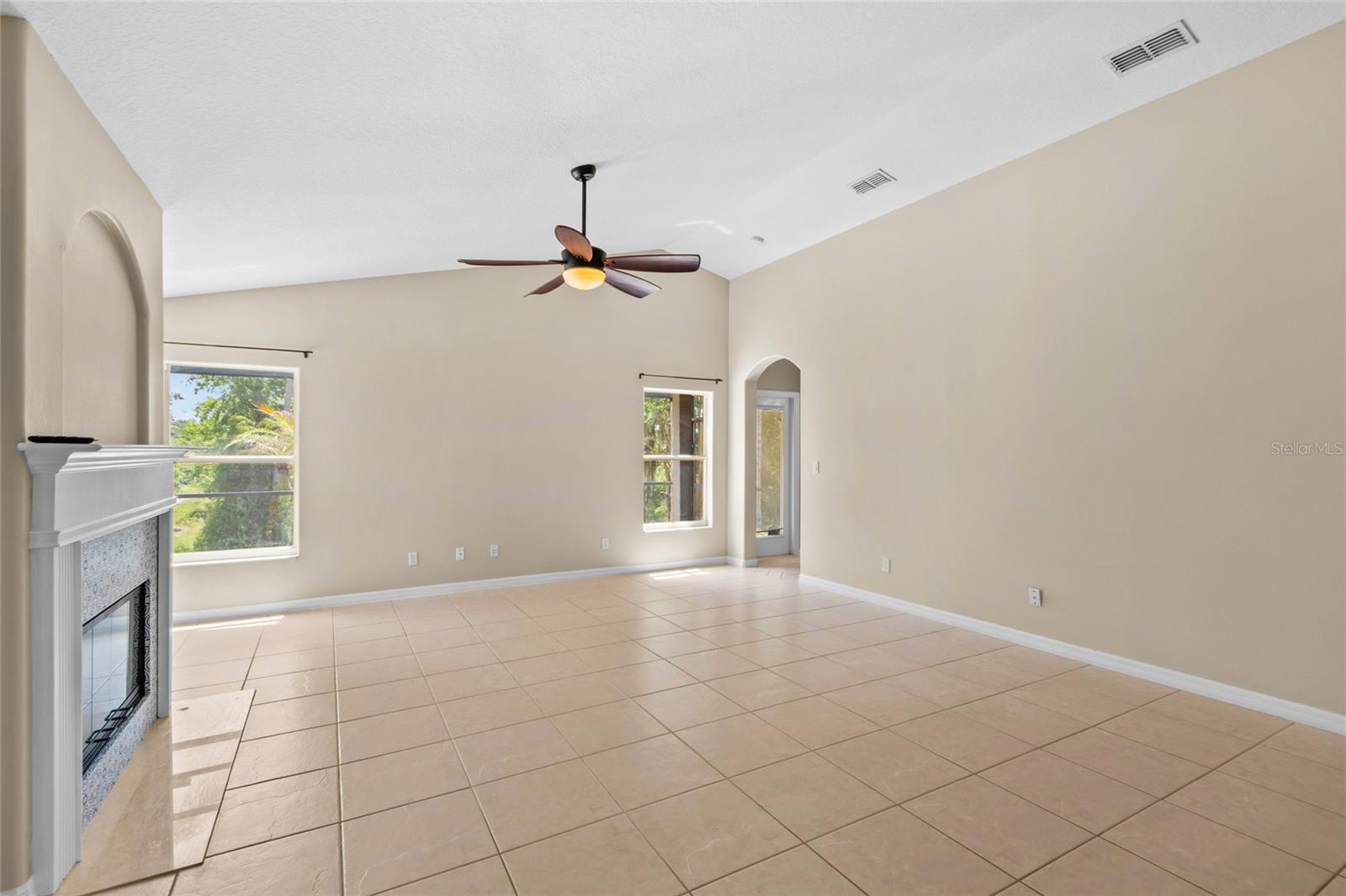Image 18 of 61 For 14500 Greater Pines Boulevard