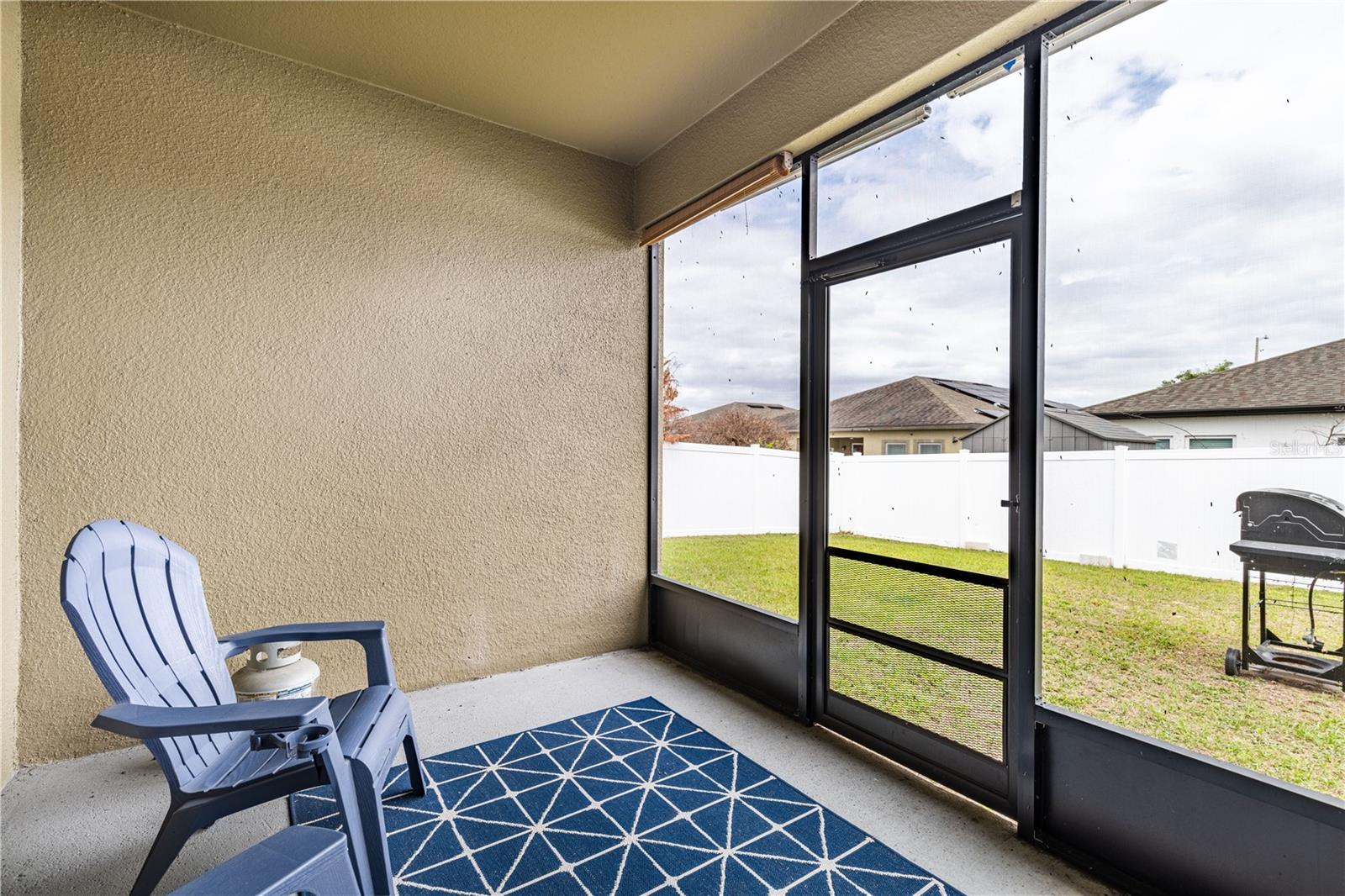 Image 27 of 43 For 346 Eaglecrest Drive