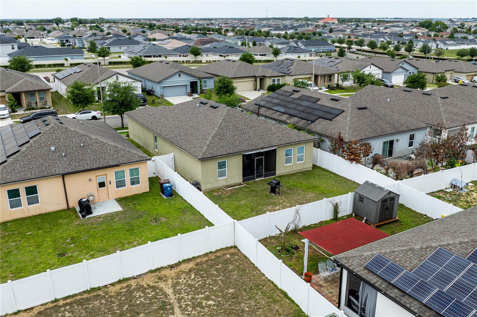 Image 38 of 43 For 346 Eaglecrest Drive