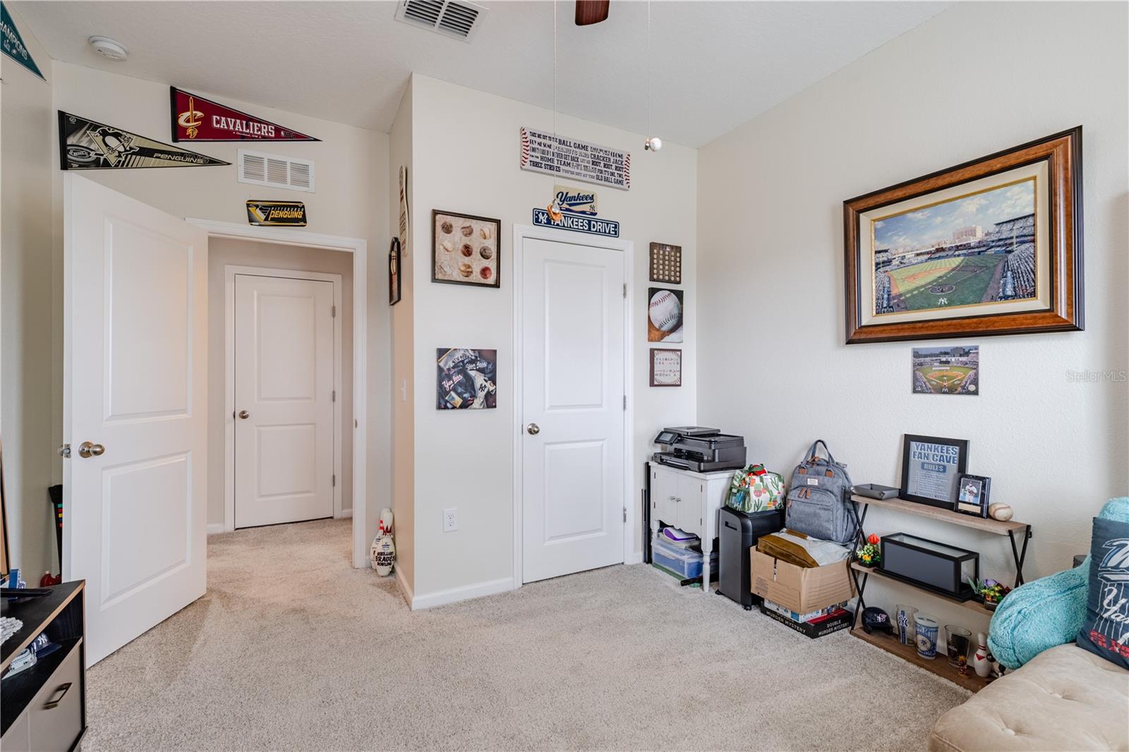 Image 6 of 43 For 346 Eaglecrest Drive