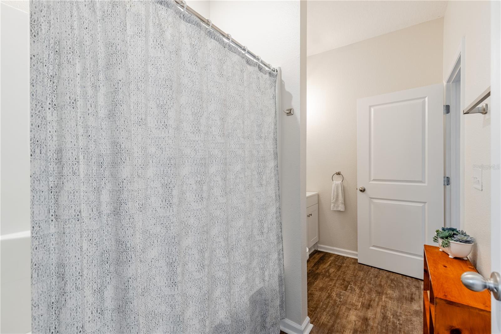 Image 8 of 43 For 346 Eaglecrest Drive